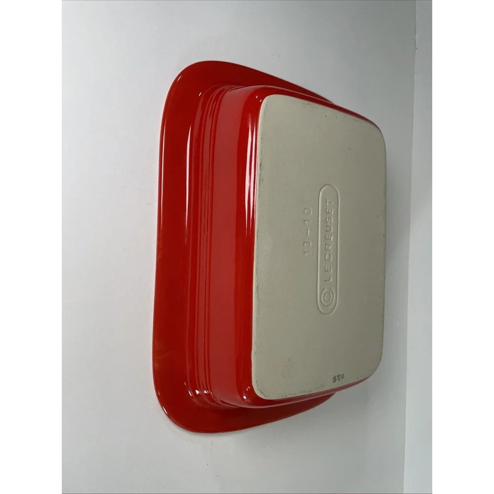 LE CREUSET Red Enameled Stoneware Baking Dish 12